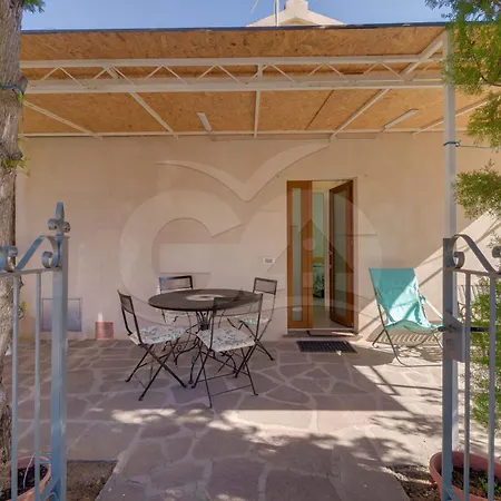 Apartman La Guardia Di - Goelba Patresi